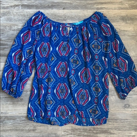 Women's Francesca’s Buttons Sheer Printed 3/4th Sleeve Top Medium - Picture 1 of 7